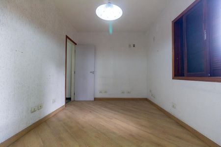 Casa para alugar com 230m², 3 quartos e 2 vagasQuarto 1