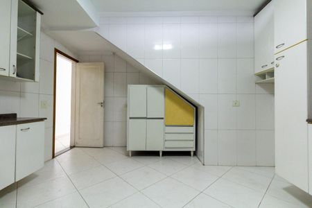 Casa para alugar com 230m², 3 quartos e 2 vagasCozinha