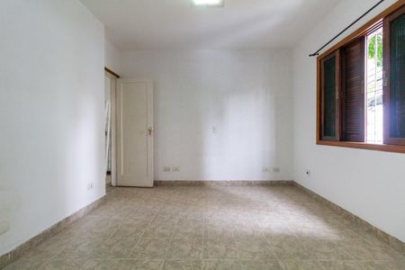 Casa para alugar com 230m², 3 quartos e 2 vagasQuarto 3