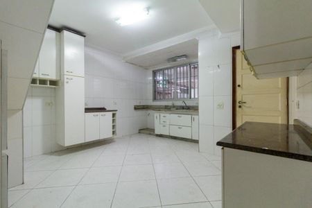 Casa para alugar com 230m², 3 quartos e 2 vagasCozinha