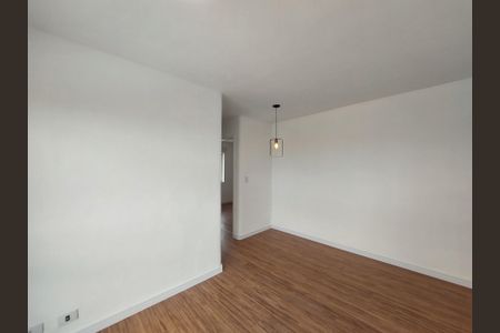 Sala de apartamento para alugar com 2 quartos, 55m² em Vila Campo Grande, São Paulo