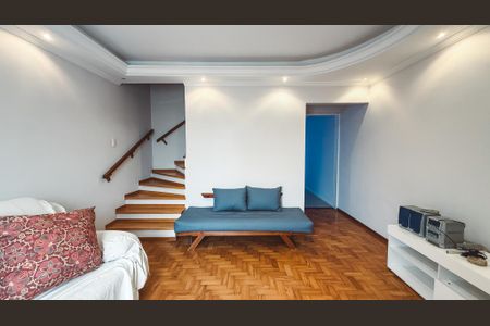 Casa à venda com 110m², 3 quartos e 1 vagaSala