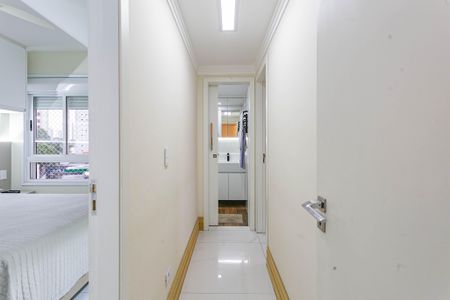Apartamento à venda com 86m², 2 quartos e 2 vagasCorredor