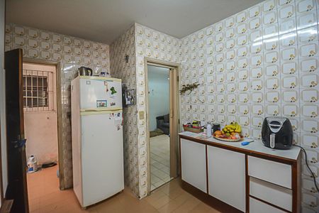 Casa à venda com 147m², 2 quartos e 2 vagasCozinha