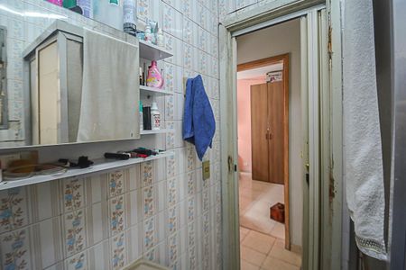 Casa à venda com 147m², 2 quartos e 2 vagasBanheiro