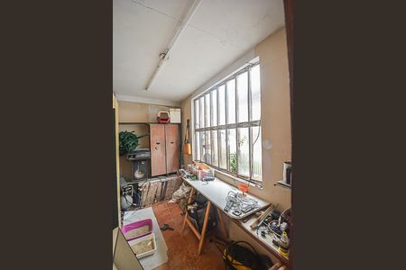 Casa à venda com 147m², 2 quartos e 2 vagasQuarto de Serviço