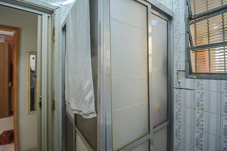 Casa à venda com 147m², 2 quartos e 2 vagasBanheiro