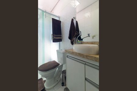 Casa de condomínio para alugar com 160m², 3 quartos e 3 vagas Casa de condomínio para alugar com 160m², 3 quartos e 3 vagasBanheiro da Suíte