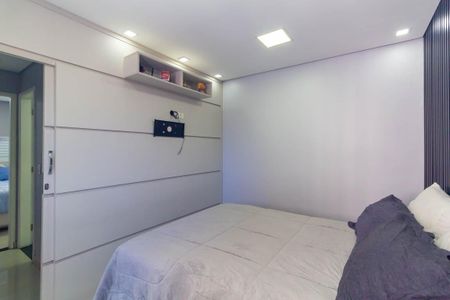 Casa de condomínio para alugar com 160m², 3 quartos e 3 vagas Casa de condomínio para alugar com 160m², 3 quartos e 3 vagasSuíte