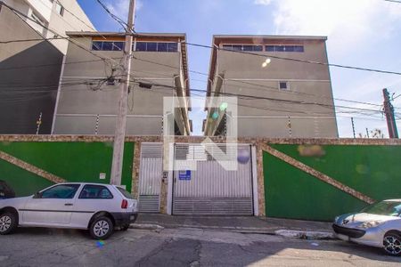 Casa de condomínio para alugar com 160m², 3 quartos e 3 vagas Casa de condomínio para alugar com 160m², 3 quartos e 3 vagasFachada