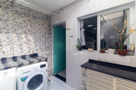 Casa de condomínio para alugar com 160m², 3 quartos e 3 vagas Casa de condomínio para alugar com 160m², 3 quartos e 3 vagasÁrea de Serviço