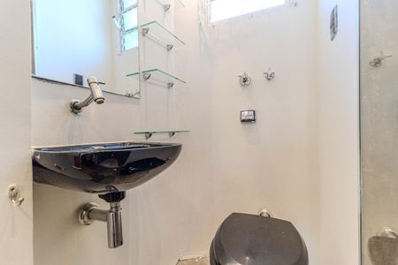 Apartamento à venda com 90m², 2 quartos e sem vagaBanheiro da Suíte