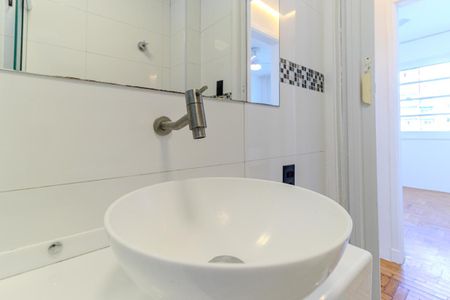 Apartamento à venda com 90m², 2 quartos e sem vagaBanheiro Social