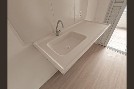 Apartamento para alugar com 2 quartos, 28m² em Jardim Jaragua (sao Domingos), São Paulo