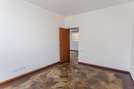 Casa para alugar com 120m², 3 quartos e sem vaga Casa para alugar com 120m², 3 quartos e sem vagaQuarto 1