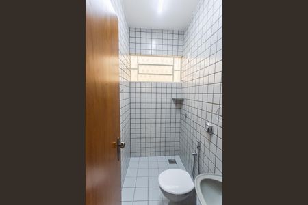 Casa para alugar com 120m², 3 quartos e sem vaga Casa para alugar com 120m², 3 quartos e sem vagaBanheiro Social 2
