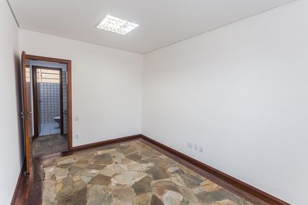 Casa para alugar com 120m², 3 quartos e sem vaga Casa para alugar com 120m², 3 quartos e sem vagaQuarto 3