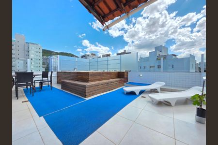 Apartamento à venda com 290m², 4 quartos e 1 vaga Apartamento à venda com 290m², 4 quartos e 1 vagaCobertura