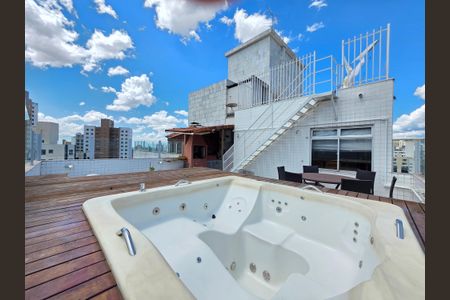 Apartamento à venda com 290m², 4 quartos e 1 vaga Apartamento à venda com 290m², 4 quartos e 1 vagaSPA