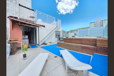 Apartamento à venda com 290m², 4 quartos e 1 vaga Apartamento à venda com 290m², 4 quartos e 1 vagaCobertura