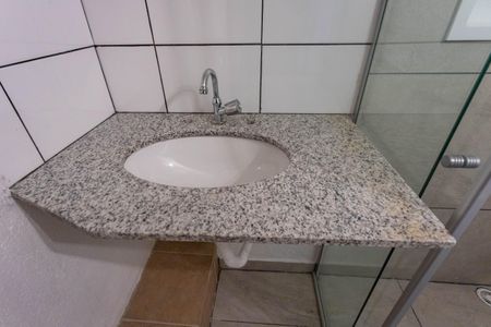 Casa para alugar com 80m², 1 quarto e sem vagaBanheiro 