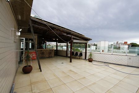 Apartamento para alugar com 269m², 4 quartos e 2 vagasCobertura