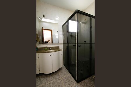 Apartamento para alugar com 269m², 4 quartos e 2 vagasBanheiro do Quarto 4