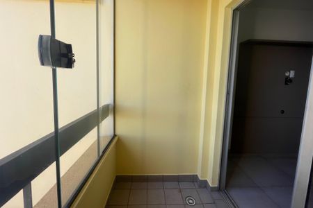 Apartamento para alugar com 75m², 3 quartos e 1 vagaSacada