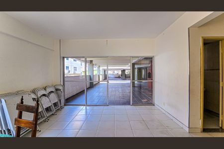 Apartamento para alugar com 77m², 2 quartos e 1 vagaÁrea comum - Salão de festas