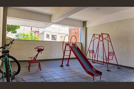 Apartamento para alugar com 77m², 2 quartos e 1 vagaÁrea comum - Playground