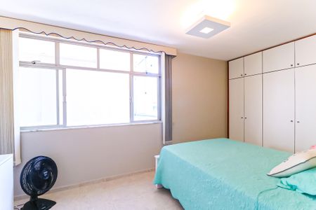 Apartamento para alugar com 77m², 2 quartos e 1 vagaQuarto