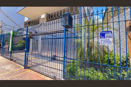 Apartamento para alugar com 77m², 2 quartos e 1 vagaFachada do Prédio com placa