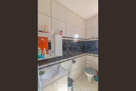 Casa à venda com 208m², 2 quartos e 2 vagasBanheiro
