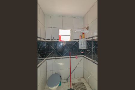 Casa à venda com 208m², 2 quartos e 2 vagasBanheiro