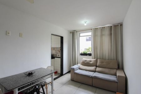 Sala de apartamento à venda com 3 quartos, 57m² em Santa Amelia, Belo Horizonte