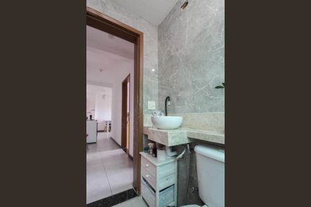 Apartamento à venda com 57m², 3 quartos e 1 vaga Apartamento à venda com 57m², 3 quartos e 1 vagaBanheiro