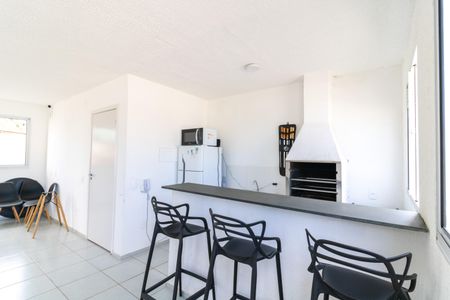 Apartamento à venda com 42m², 2 quartos e 1 vaga Apartamento à venda com 42m², 2 quartos e 1 vagaÁrea comum - Salão de festas