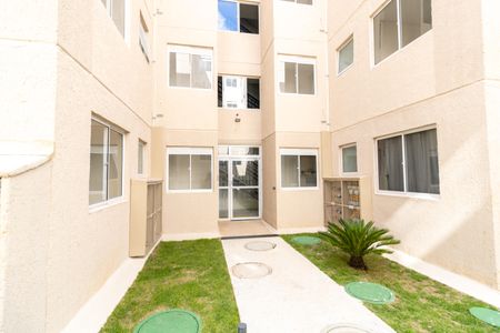 Apartamento à venda com 42m², 2 quartos e 1 vaga Apartamento à venda com 42m², 2 quartos e 1 vagaFachada