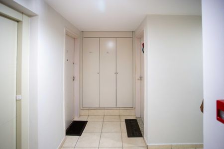 Apartamento para alugar com 49m², 2 quartos e 1 vagaHall de entrada