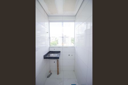 Apartamento à venda com 183m², 4 quartos e 4 vagas Apartamento à venda com 183m², 4 quartos e 4 vagasCozinha e Área de Serviço