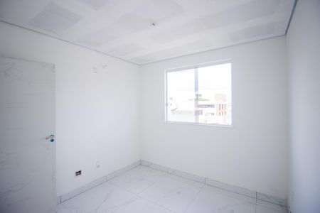 Apartamento à venda com 183m², 4 quartos e 4 vagas Apartamento à venda com 183m², 4 quartos e 4 vagasQuarto 2
