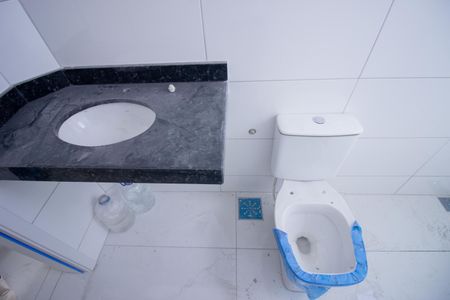 Apartamento à venda com 183m², 4 quartos e 4 vagas Apartamento à venda com 183m², 4 quartos e 4 vagasBanheiro Social