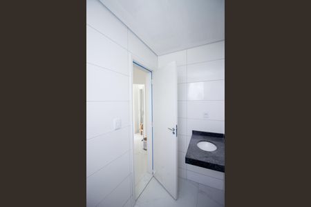 Apartamento à venda com 183m², 4 quartos e 4 vagas Apartamento à venda com 183m², 4 quartos e 4 vagasBanheiro da Suíte