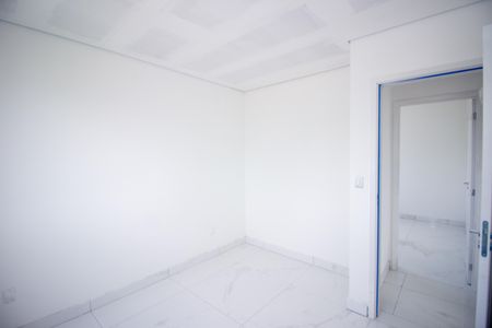 Apartamento à venda com 183m², 4 quartos e 4 vagas Apartamento à venda com 183m², 4 quartos e 4 vagasQuarto 2