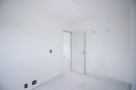 Apartamento à venda com 183m², 4 quartos e 4 vagas Apartamento à venda com 183m², 4 quartos e 4 vagasQuarto 3