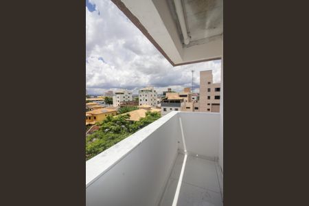 Apartamento à venda com 183m², 4 quartos e 4 vagas Apartamento à venda com 183m², 4 quartos e 4 vagasVaranda da suíte