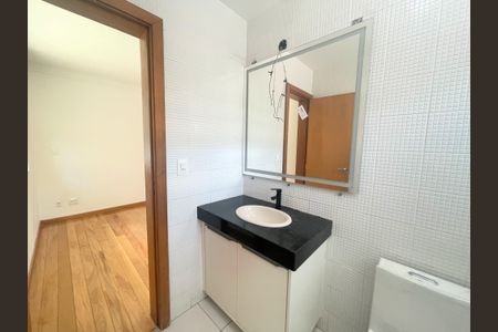 Casa de condomínio à venda com 360m², 3 quartos e 2 vagasBanheiro suíte