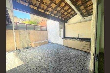 Casa de condomínio à venda com 360m², 3 quartos e 2 vagasÁrea externa 