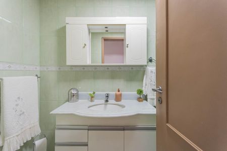 Apartamento à venda com 107m², 3 quartos e 2 vagasBanheiro