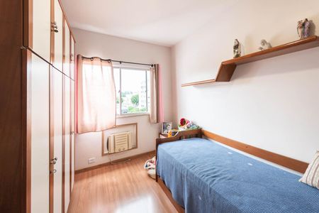 Apartamento à venda com 107m², 3 quartos e 2 vagasQuarto 2